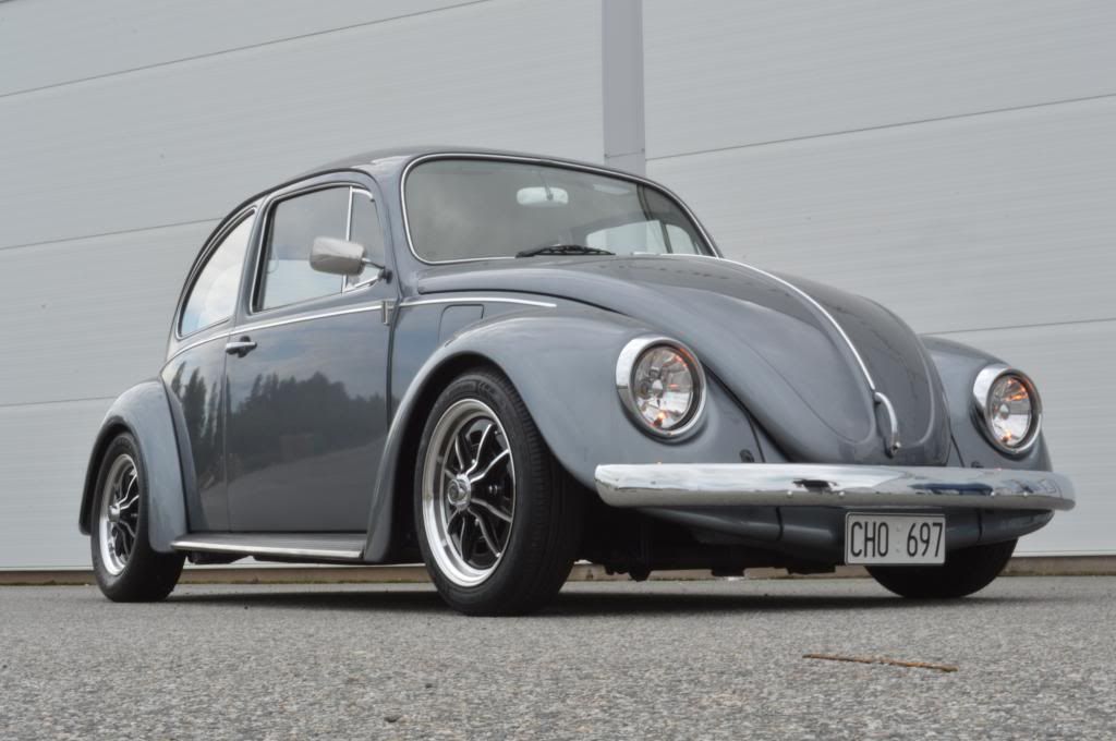 http://i1119.photobucket.com/albums/k622/RetroCustom1/DSC_1108_zpsb3bb130c.jpg