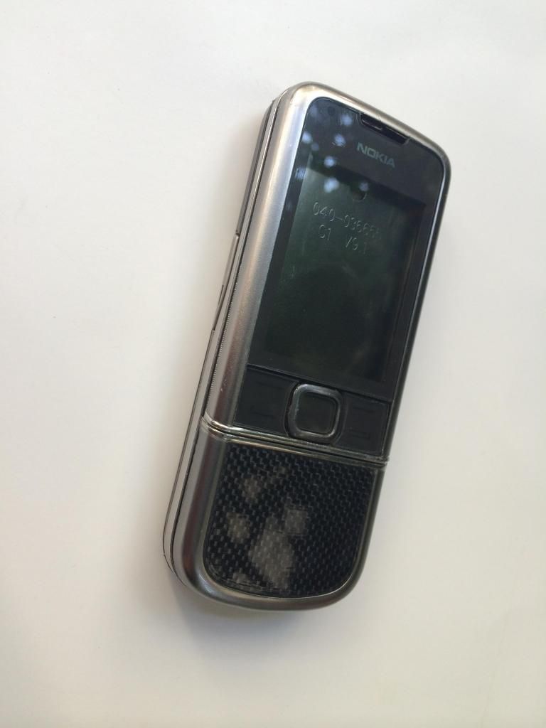 Vỏ 8800 Carbon Arte _ Bộ vỏ 8800 Carbon Arte zin theo máy > 95% cần thanh lý