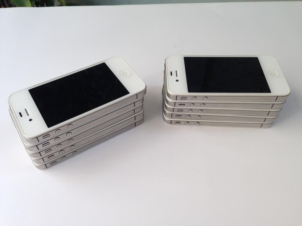 iPhone 4S.........iPhone 4S Quốc tế trắng & đen...Máy 99%........... Giá chuẩn - 1