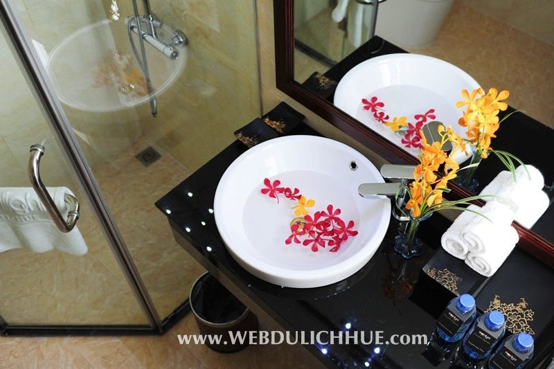 Khách sạn Moonlight Hotel Huế