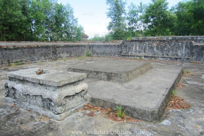 Lăng Trưá»ng Thái cá»§a chúa Nguyá»…n Phúc Khoát