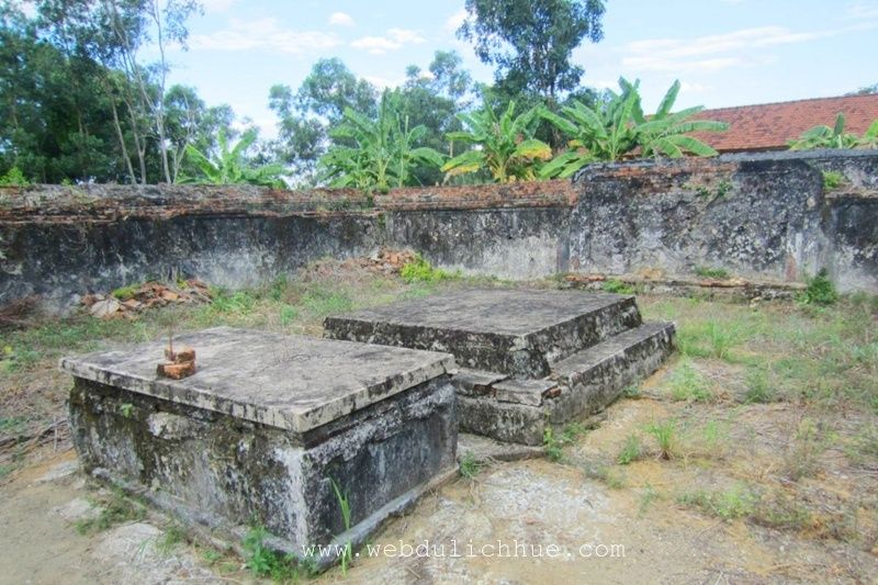 Lăng Trưá»ng Thiệu cá»§a chú Nguyá»…n Phúc Thuần