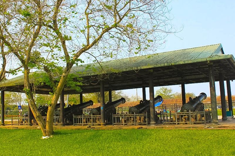5 khẩu trong cửu vị thần công