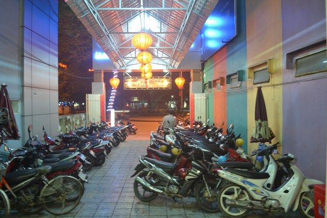 Nơi để xe nhà hàng Đan Ngọc Huế