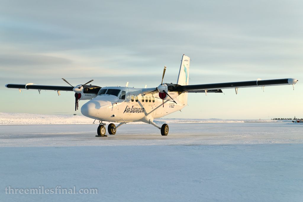 IMAGE: http://i1119.photobucket.com/albums/k634/threemilesfinal/TMF-1000.jpg