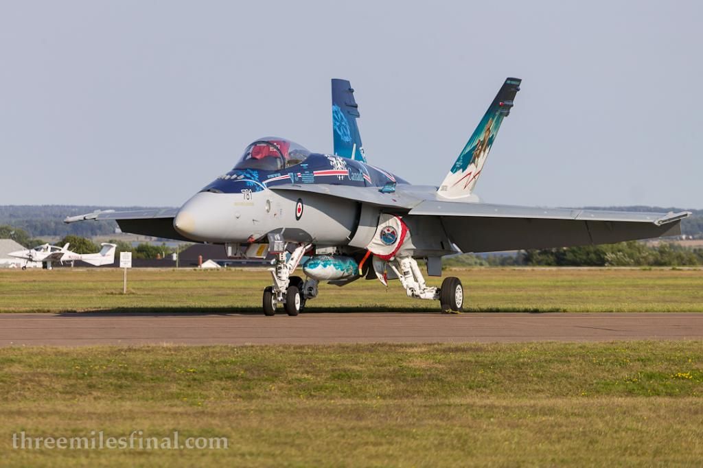 RCAF Demo CF-18 resting at YYG.