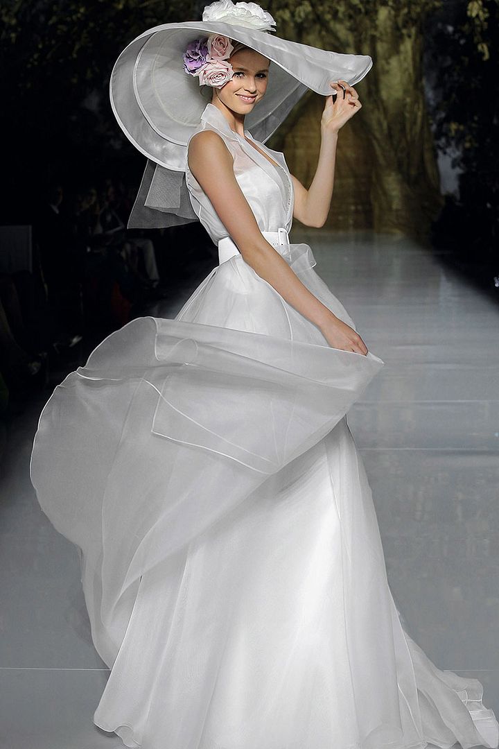 novias con pamelas | diario de bodas