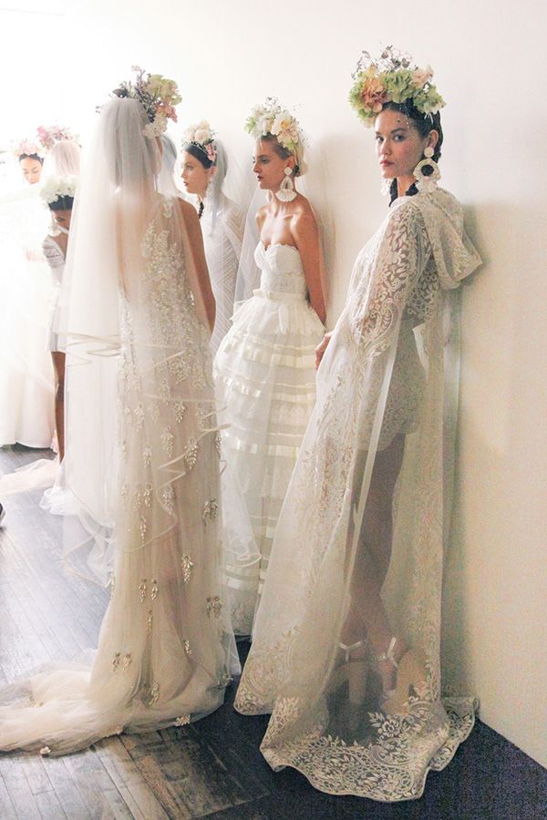 Vestidos de novia de Naeem Khan · Tendencias de Bodas Magazine Naeem Khan backstage