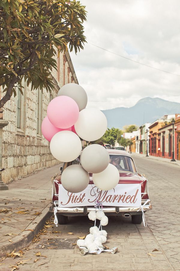 Ideas para decorar con globos la boda · Tendencias de Bodas Magazine Ideas con globos para bodas.