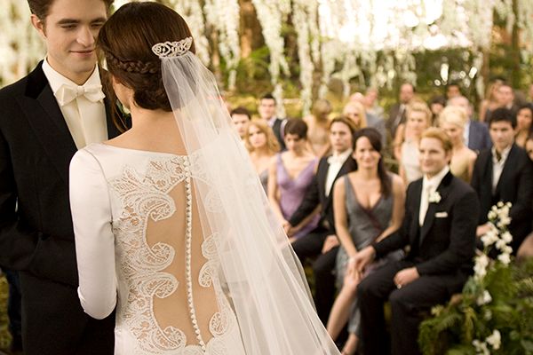 Bodas de película – Amanecer, saga Crepúsculo – Tendencias de Bodas Magazine Bodas de película – Amanecer, saga Crepúsculo – Tendencias de Bodas Magazine
