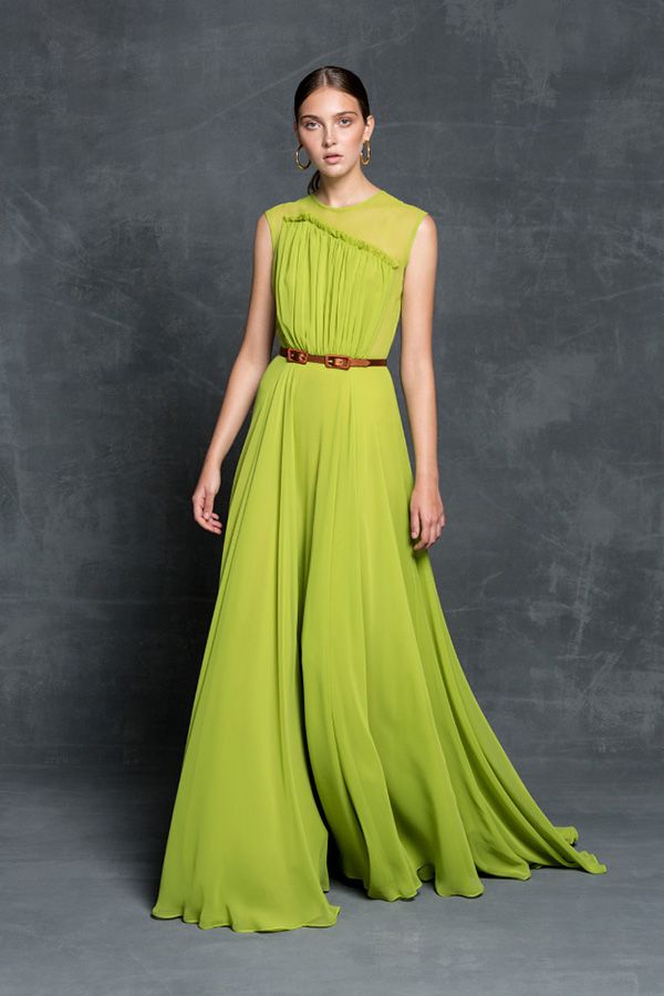 invitada a una boda este verano? estos son los looks que llevarás