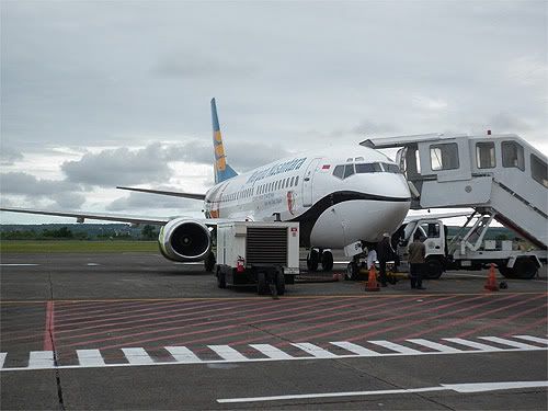 merpati 737-300 KLI merpati 737-300 KLI