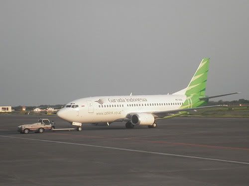 merpati 737-300 KLI merpati 737-300 KLI
