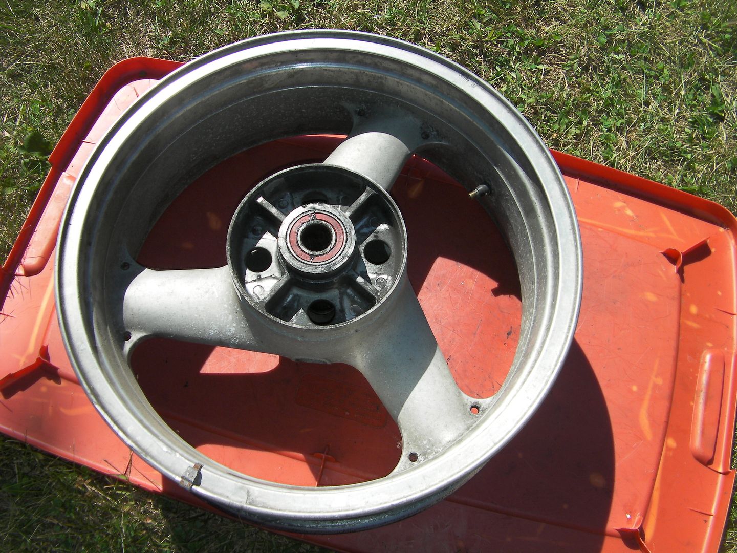  photo RearWheel4_zpsca8055f0.jpg