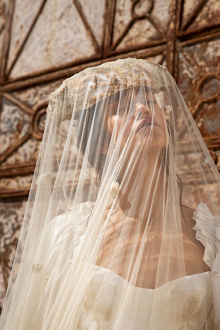 Spanish bride inspiration : Inspiración novia flamenca