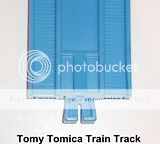 Tomy Tomica Thomas TURNTABLE + 5 ENGINE SHEDS  