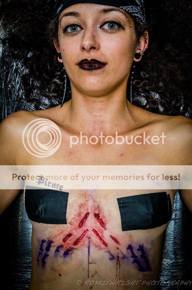  photo Naomi-Clayton-Scarification.jpg